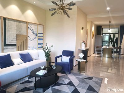 七彩云南古滇名城怎么樣?看現(xiàn)場置業(yè)顧問發(fā)布了5條項(xiàng)目新消息!